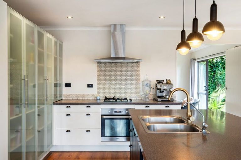 Photo of property in 16 Rakau Views, Orewa, 0931