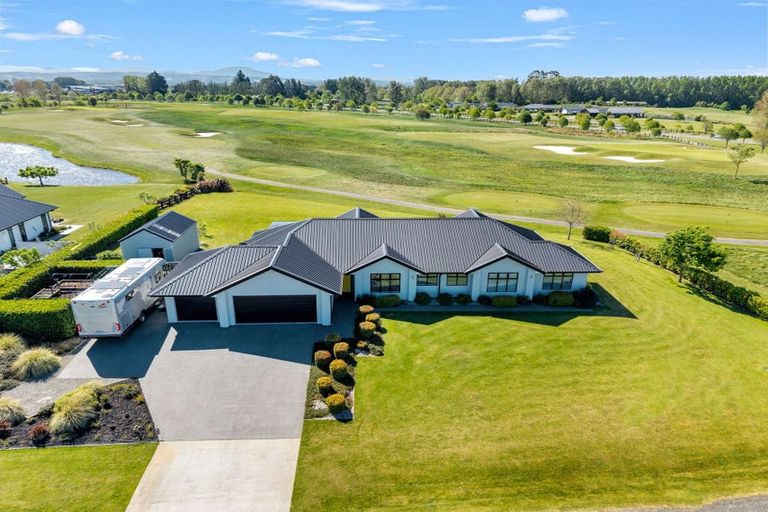 Photo of property in 28 Te Haunui Lane, Pegasus, 7612