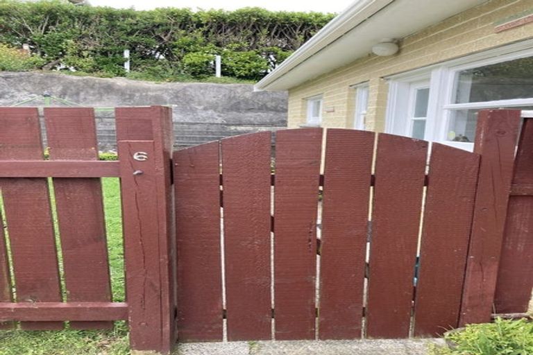 Photo of property in 6/21 Dee Street, Island Bay, Wellington, 6022