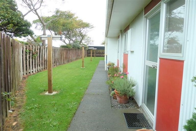 Photo of property in 2a Penrod Drive, Bell Block, New Plymouth, 4312