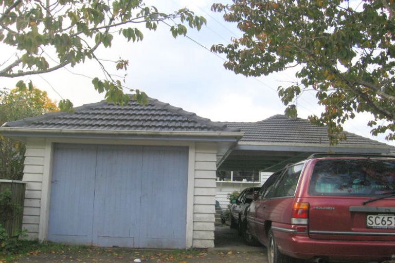 Photo of property in 93 Hine Road, Wainuiomata, Lower Hutt, 5014