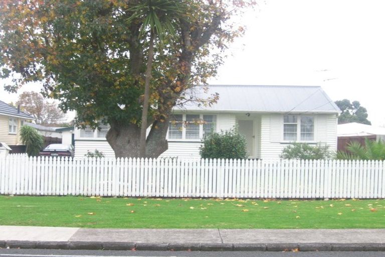 Photo of property in 17 Pembroke Street, Papatoetoe, Auckland, 2025