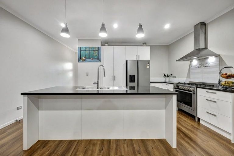 Photo of property in 10 Teaview Court, Huntington, Hamilton, 3210