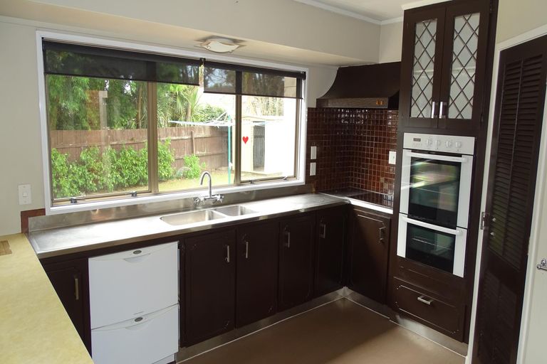 Photo of property in 105 Motatau Road, Papatoetoe, Auckland, 2025