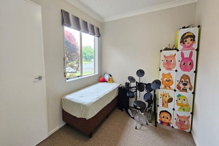 Photo of property in 6 Buckingham Place, Rototuna North, Hamilton, 3210