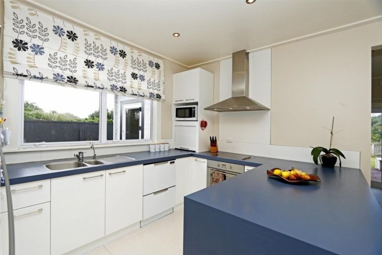 Photo of property in 5 Layard Street, Opunake, 4616