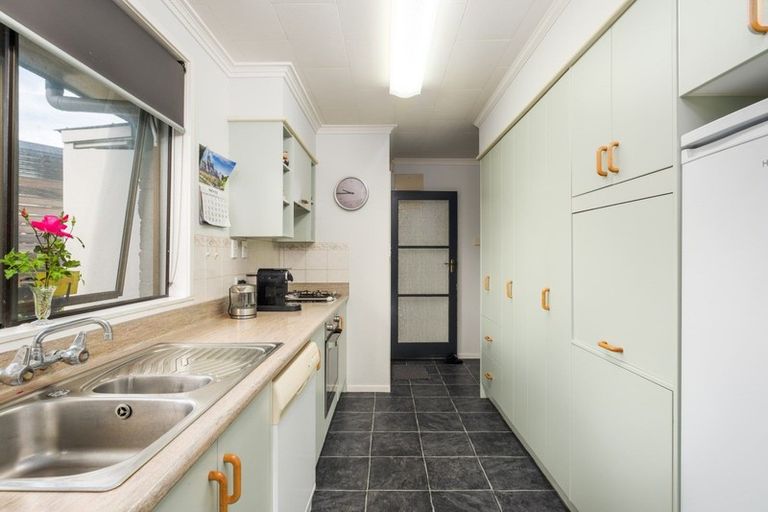 Photo of property in 2 Mason Street, Riverdale, Gisborne, 4010