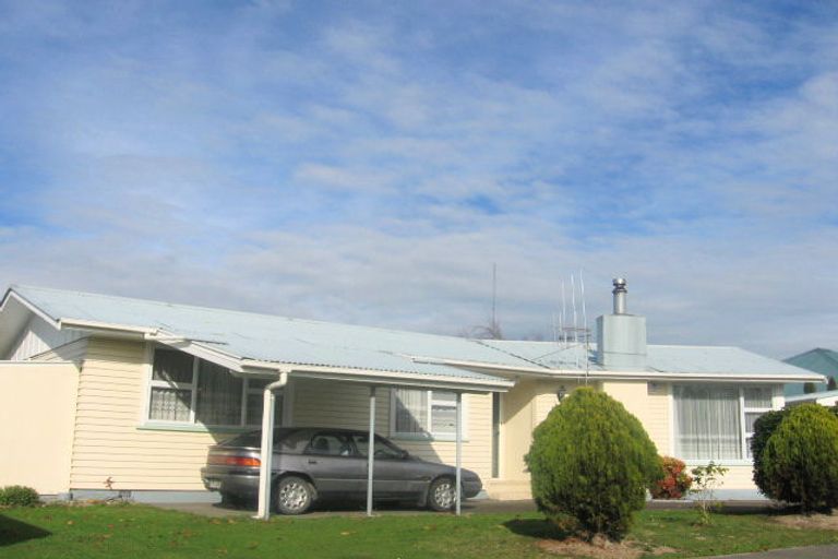 Photo of property in 3 Pencarrow Street, Highbury, Palmerston North, 4412