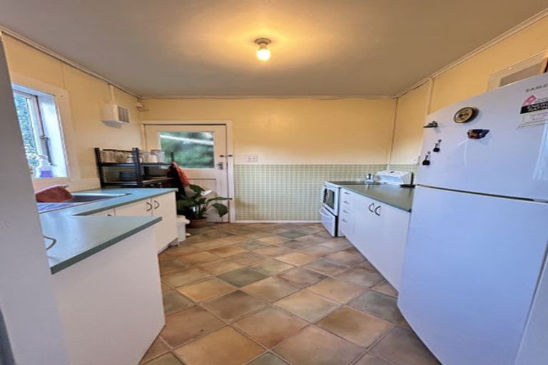 Photo of property in 96 Nairn Street, Mount Cook, Wellington, 6011