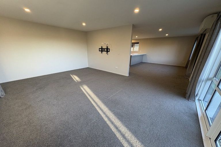 Photo of property in 15 Flint Road, Rolleston, 7614