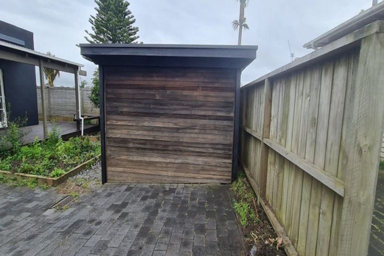 Photo of property in 36b Alberta Street, Point Chevalier, Auckland, 1022