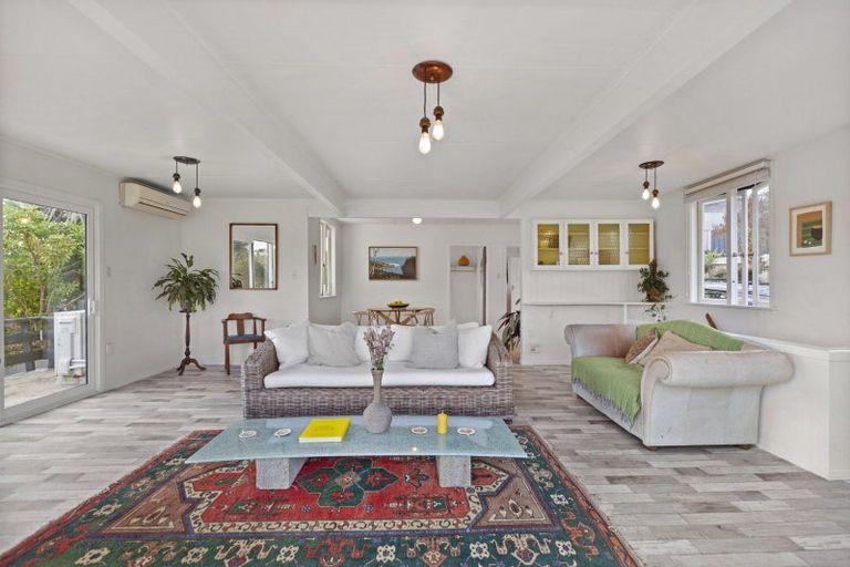 Photo of property in 26 Smith Street, Raglan, 3225