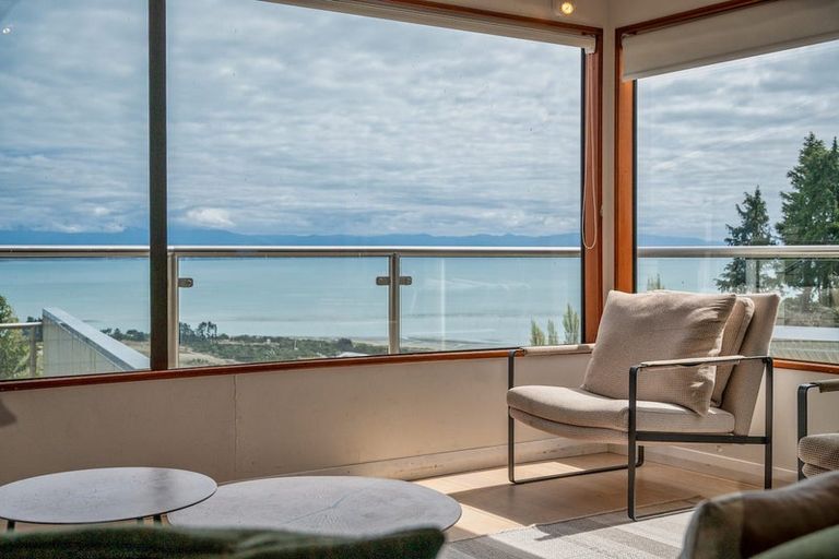 Photo of property in 320 Princes Drive, Britannia Heights, Nelson, 7010