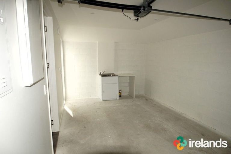 Photo of property in 4/58 Division Street, Riccarton, Christchurch, 8041