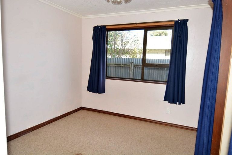 Photo of property in 249 Princes Street, Strathern, Invercargill, 9812
