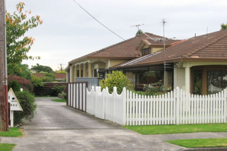 Photo of property in 51a Ngaio Road, Waikanae, 5036