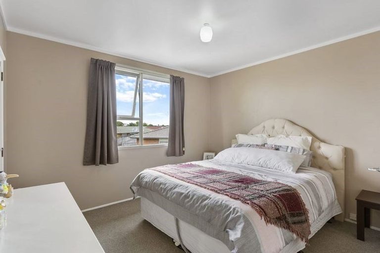 Photo of property in 93 Crawford Avenue, Mangere Bridge, Auckland, 2022