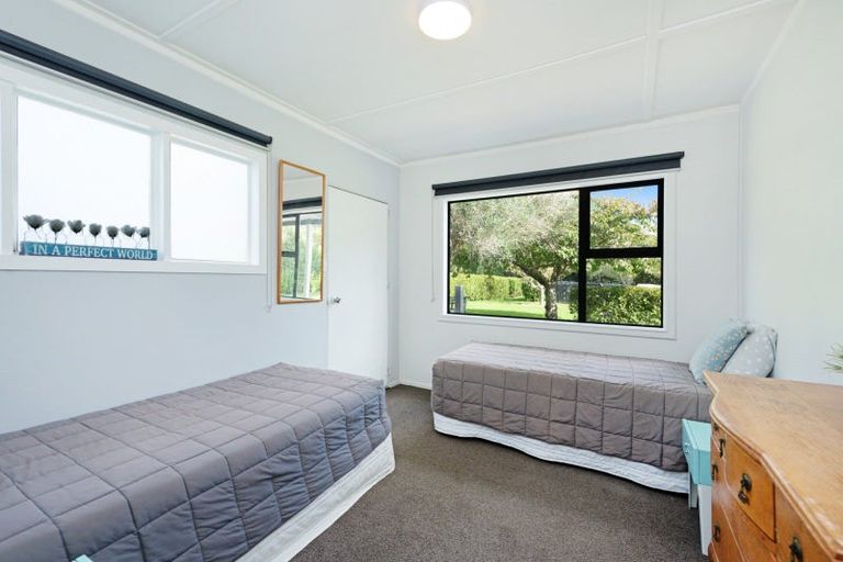 Photo of property in 33 Arcus Road, Te Horo, Otaki, 5582