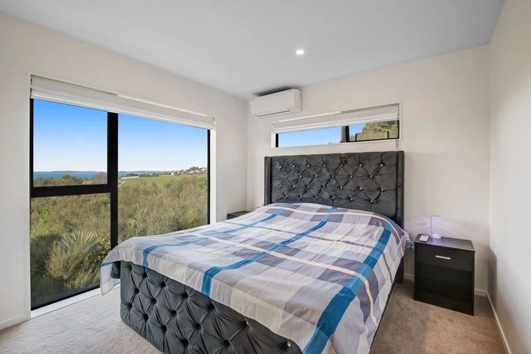 Photo of property in 8b Ringi Lane, Orewa, 0931