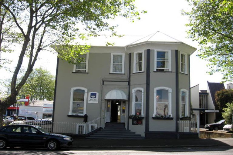 Photo of property in 68 Ingestre Street, Whanganui, 4500