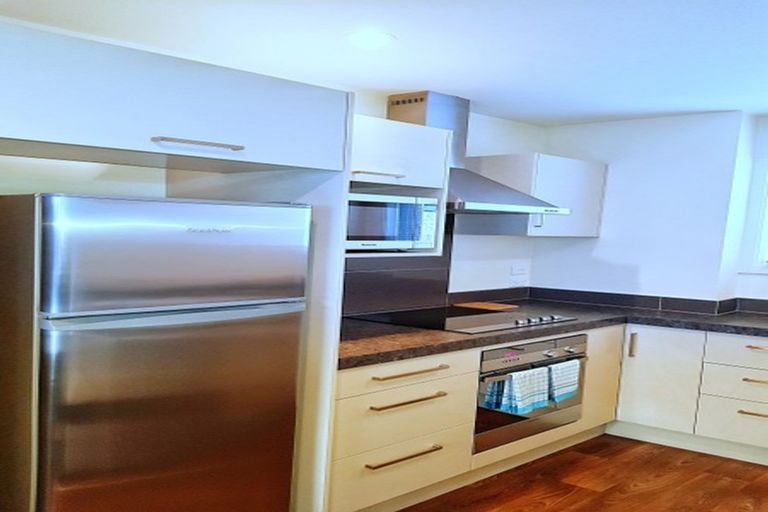 Photo of property in 514 Barbadoes Street, Edgeware, Christchurch, 8013