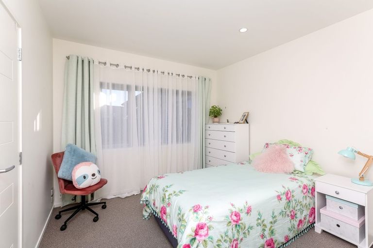 Photo of property in 30 Redwood Crescent, Hurdon, New Plymouth, 4310