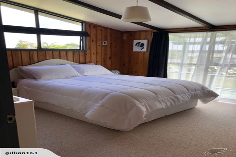 Photo of property in 6 Vela Place, Clarks Beach, 2122