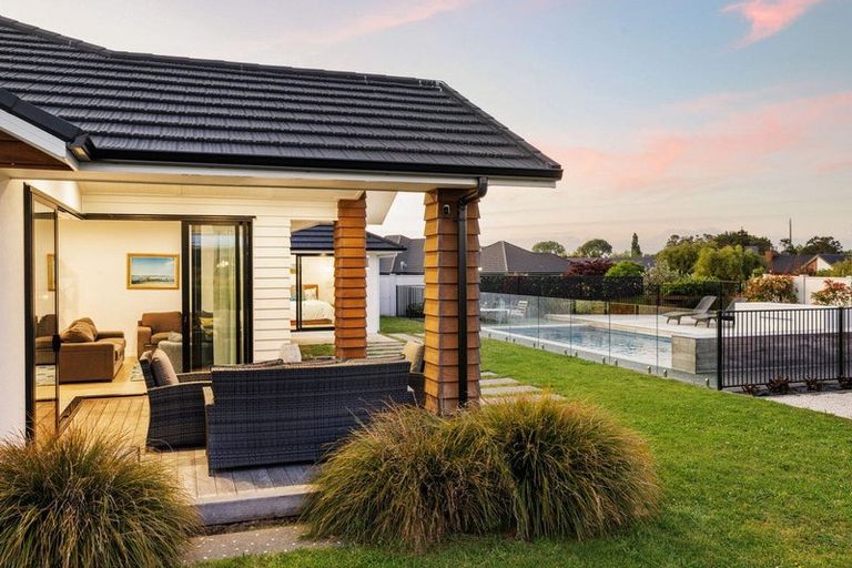 Photo of property in 2 Moemoea Place, Cambridge, 3434