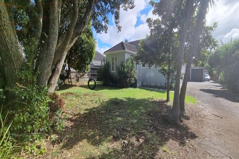 Photo of property in 2/12 Avis Avenue, Papatoetoe, Auckland, 2025