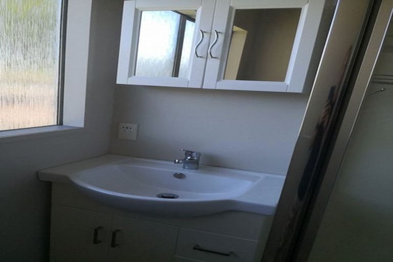 Photo of property in 1/25 Tensing Place, Sockburn, Christchurch, 8042