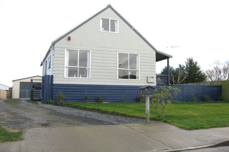 Photo of property in 6 Salisbury Street, Waikiwi, Invercargill, 9810