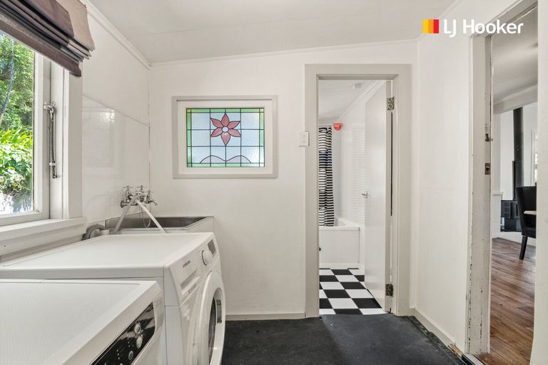 Photo of property in 425 South Road, Caversham, Dunedin, 9012