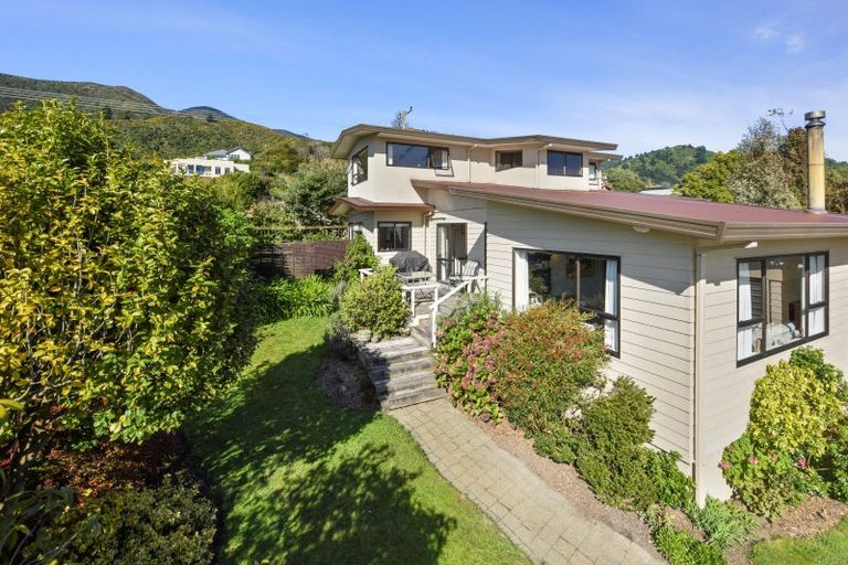 Photo of property in 5 Bayview Drive, Waikawa, Picton, 7220