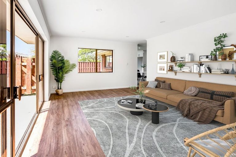 Photo of property in 20a Willis Road, Papakura, 2110