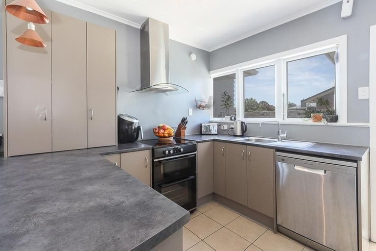Photo of property in 20c Logan Street, Fairy Springs, Rotorua, 3015