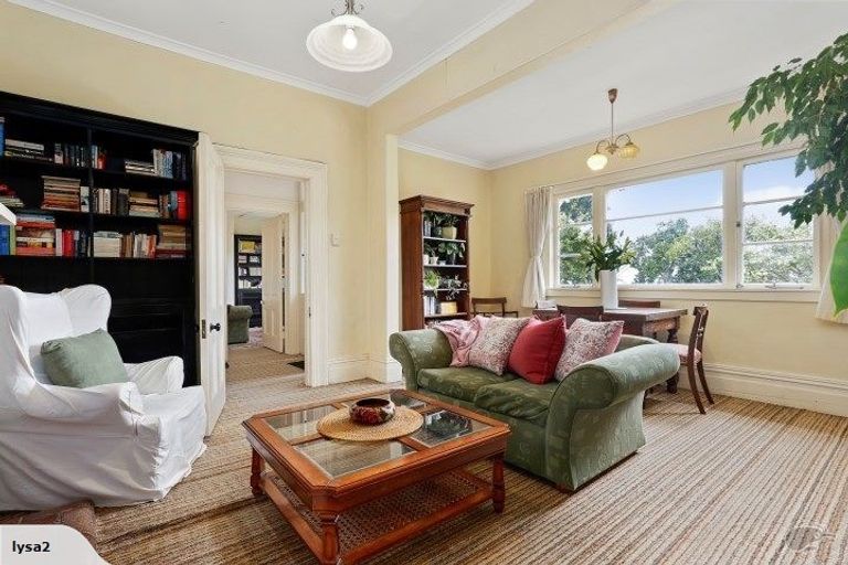 Photo of property in 31 Anne Street, Devonport, Auckland, 0624