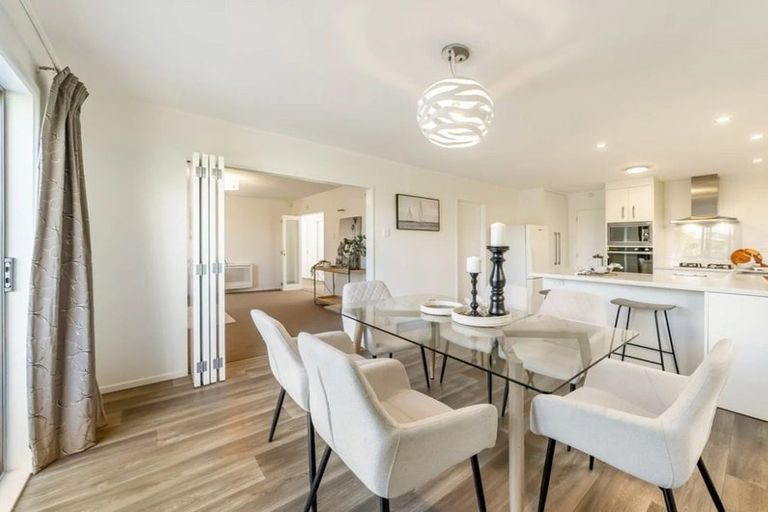 Photo of property in 30 Stanhope Grove, Korokoro, Lower Hutt, 5012