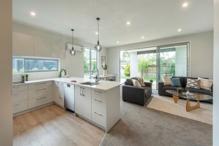 Photo of property in 106a Rimuvale Street, Pukehangi, Rotorua, 3015