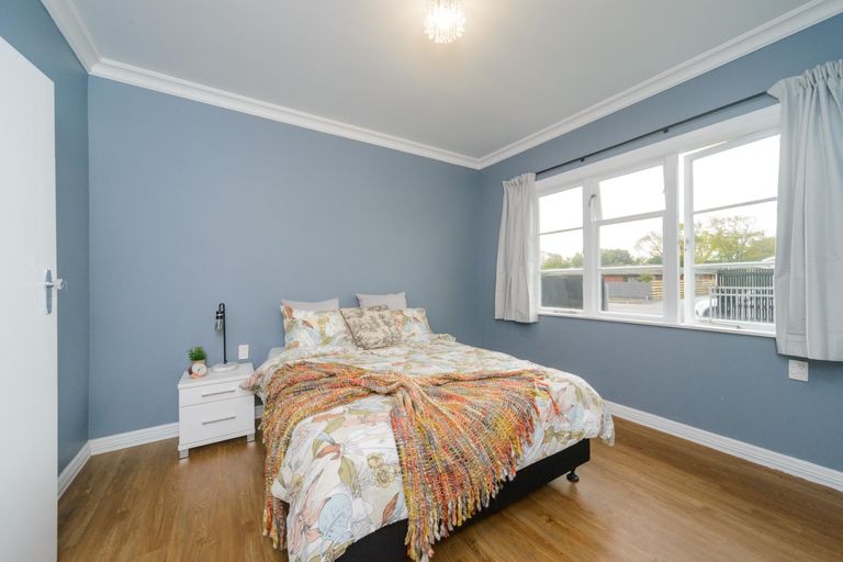 Photo of property in 99 Heretaunga Street, Palmerston North, 4414