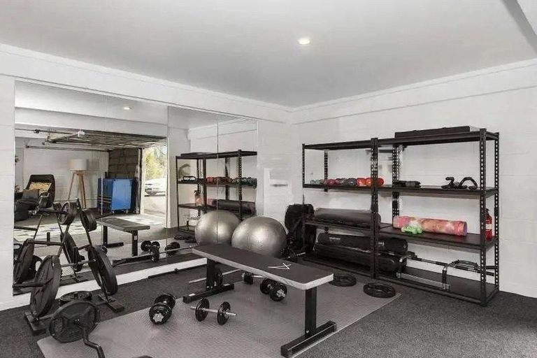 Photo of property in 2/3 Puutikitiki Street, Hamilton East, Hamilton, 3216