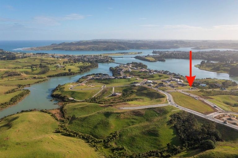 Photo of property in 9 Kapokapowai Street, Raglan, 3225