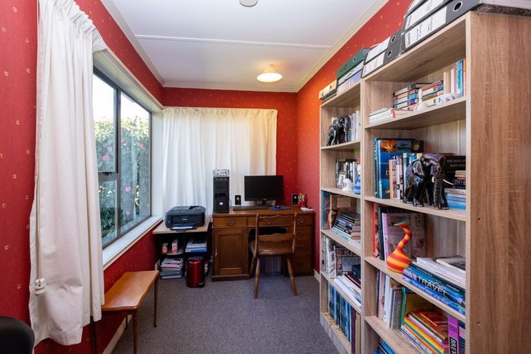 Photo of property in 44 Kent Terrace, Midhirst, Stratford, 4394