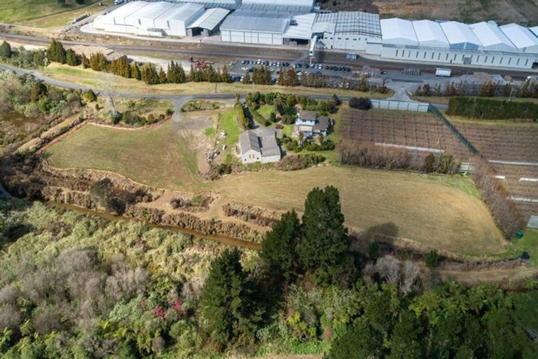 Photo of property in 30 Apata Station Road, Whakamarama, Katikati, 3181