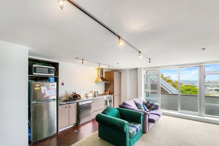 Photo of property in Vespa Apartments, 505/20 Hanson Street, Mount Cook, Wellington, 6021
