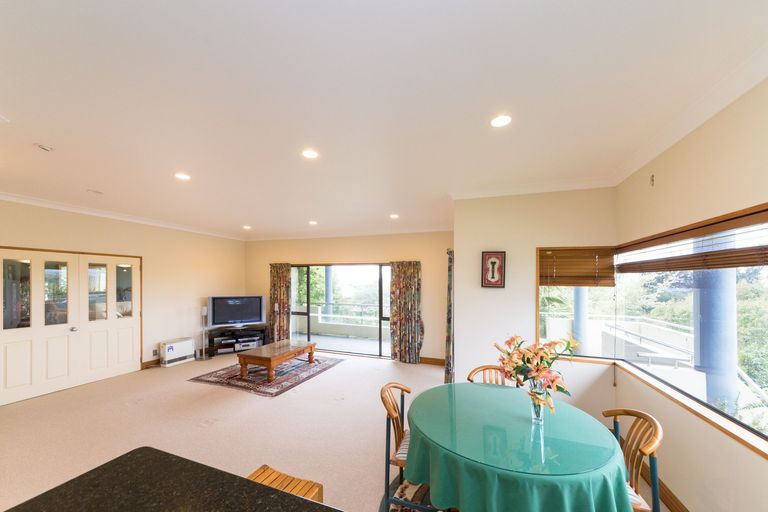 Photo of property in 55 The Strand, Fitzherbert, Palmerston North, 4410