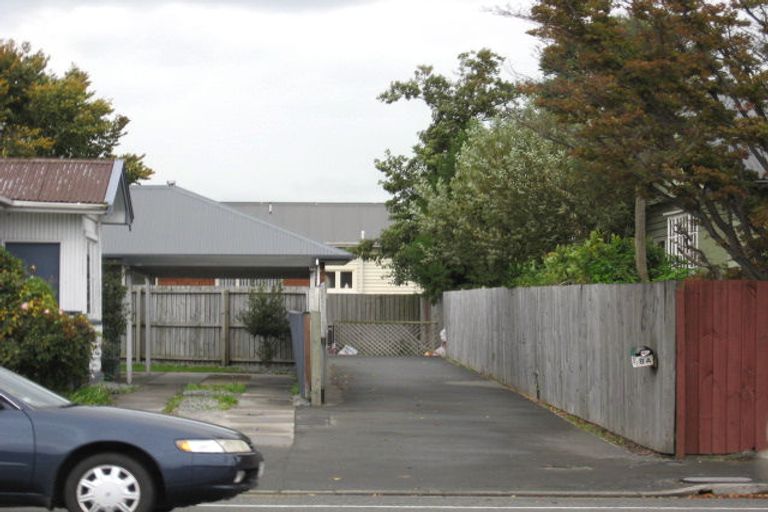 Photo of property in 8a Northcote Road, Northcote, Christchurch, 8052