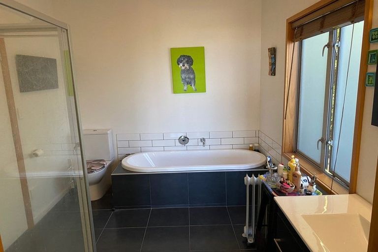 Photo of property in 45 Coster Street, Enner Glynn, Nelson, 7011