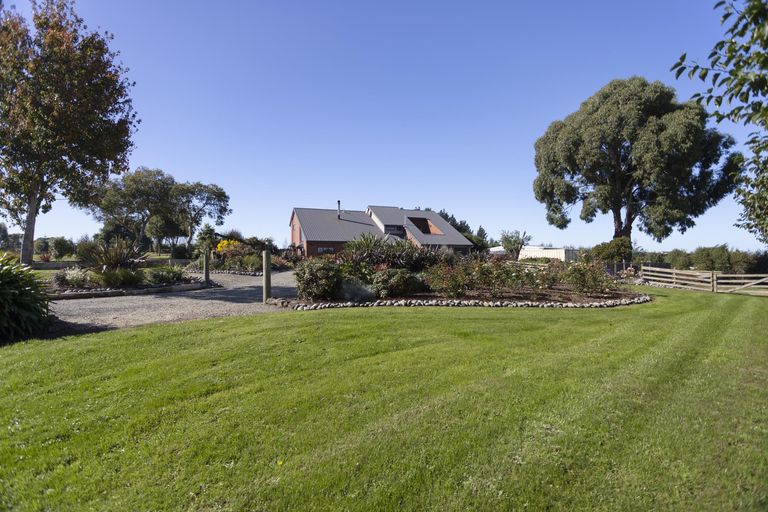 Photo of property in 185 Homestead Road, Weston, Oamaru, 9491
