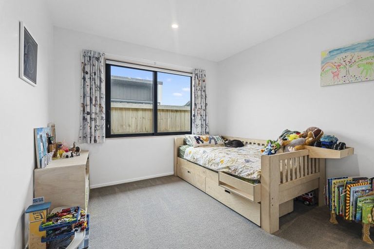 Photo of property in 9a Desmond Place, Bell Block, New Plymouth, 4312
