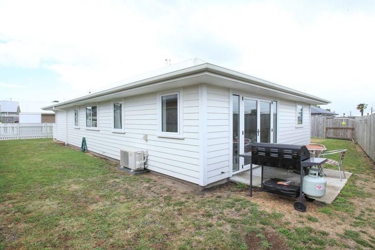 Photo of property in 34 Queens Park Crescent, Frankton, Hamilton, 3204